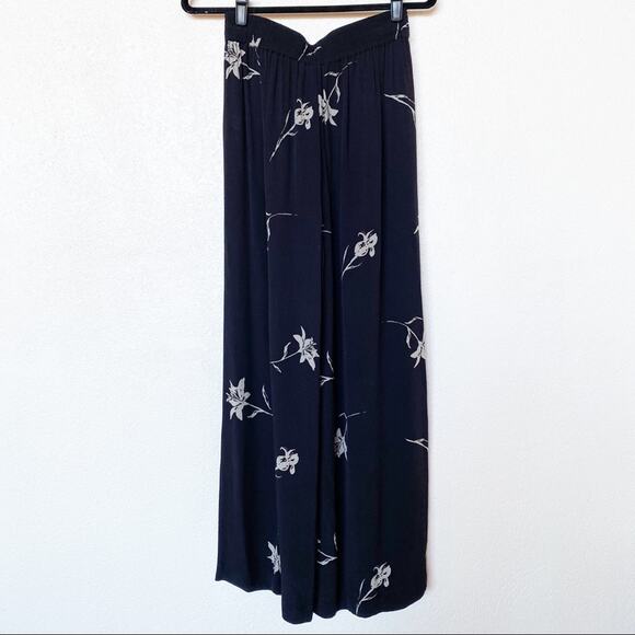 Halogen Black Floral Pattern Wide Leg Pants Size Small - Picture 7 of 7